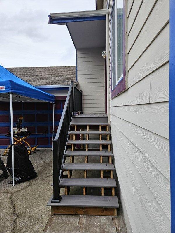 Entrance Deck and Stairs image 8