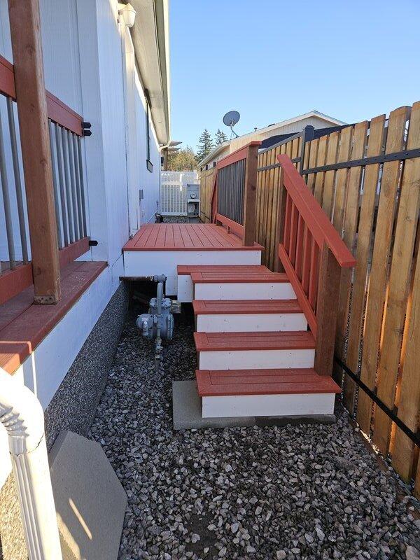 Deck on Side of House image 4