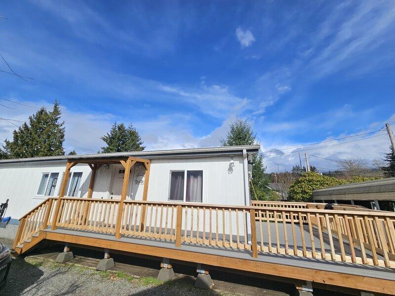 Wrap Around Deck with Ramp image 12